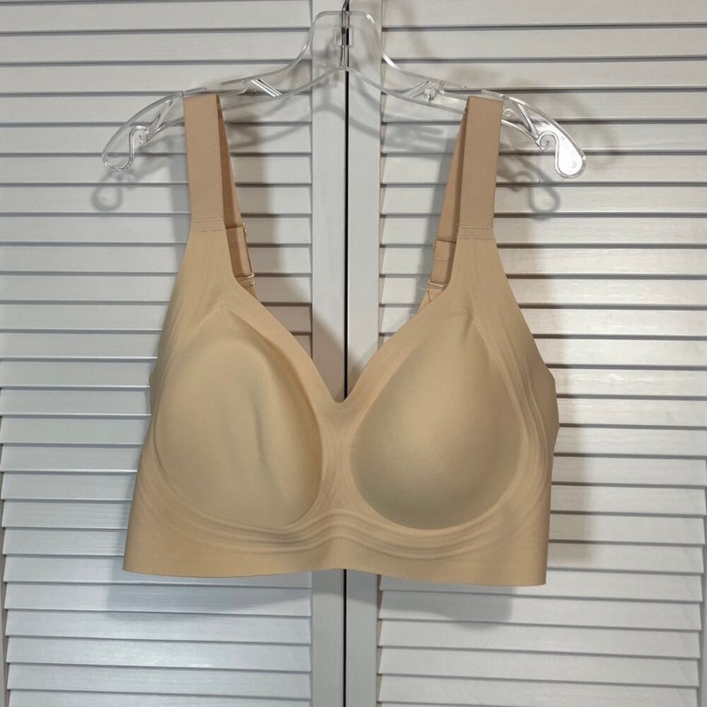 NWOT Bod Curven Beige Full Wide Straps Smooth Jelly Strip Support Bra 5XL